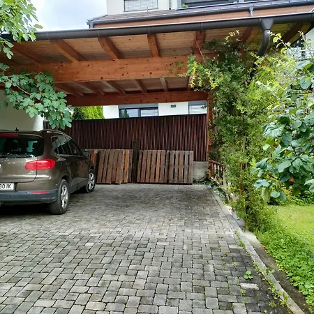 Apartment Frech *